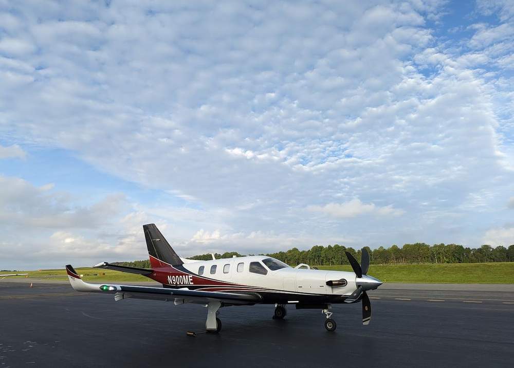 N900ME TBM 900 on the ramp at Charlottesville