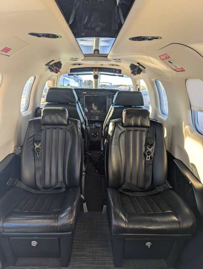 TBM 900 rear seats